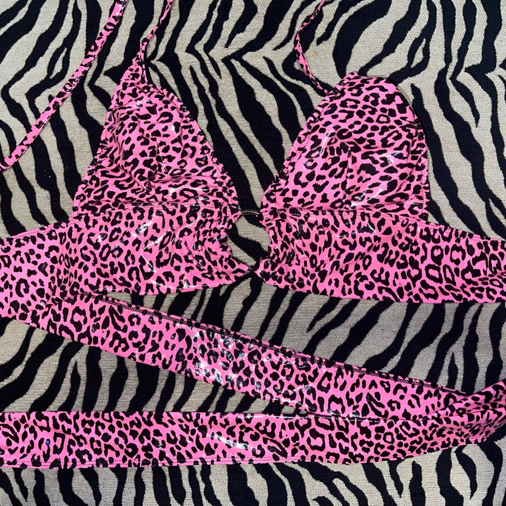 XXL neon pu leather o ring halter